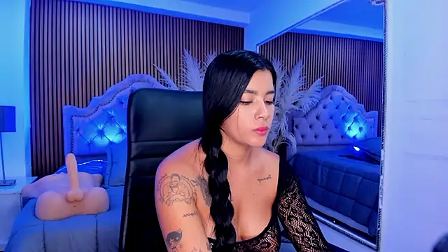 Chat +18 de SelenaStonne ao vivo