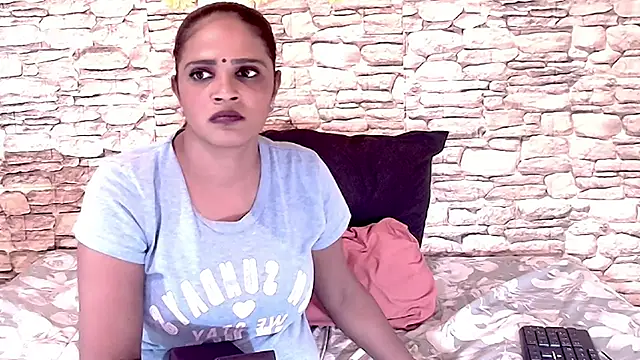 Živý XXX chat Luciousindian69