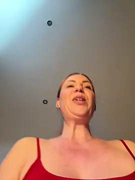 Živý XXX chat PervyxMilfxx