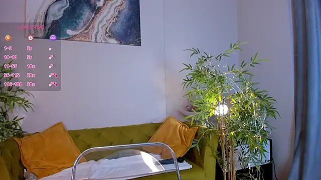 Chat +18 de miiss__lulu ao vivo