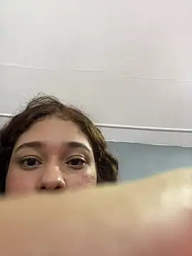 Chat +18 de lana_rousse01 ao vivo