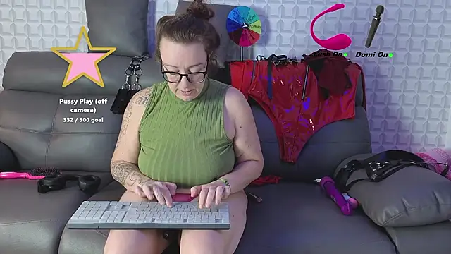 Chat +18 de JadeStarUK ao vivo