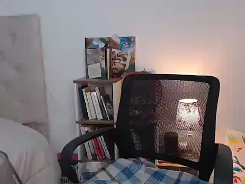 Chat +18 de camii_7 ao vivo