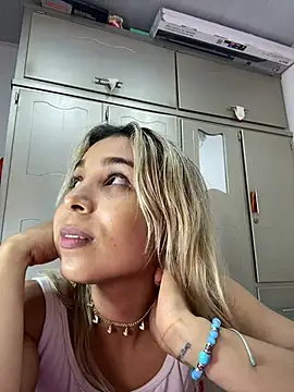 vennuss19 现场XXX聊天