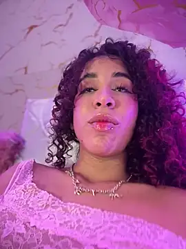 دردشة Woo_isDaphne الجنسية المباشرة