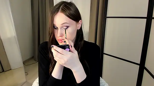 EffieMinki 在線直播表演