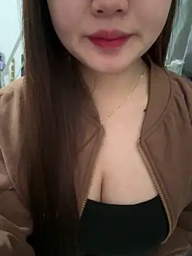 YanYan5z 在線直播表演