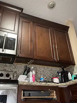 Kiki_hammyy's Webcam Show