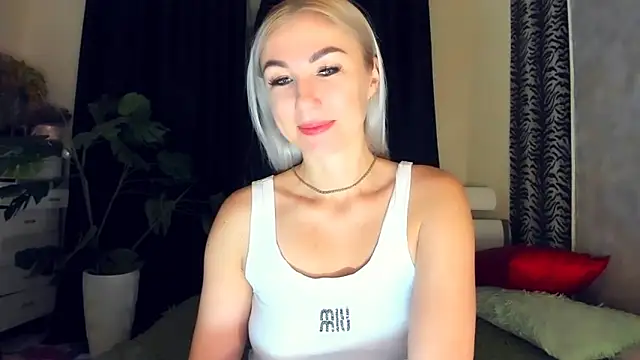 Shadow_Edict live XXX chat