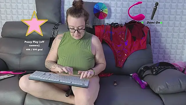 JadeStarUK 现场XXX聊天