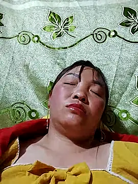 Minkine022 在線直播表演