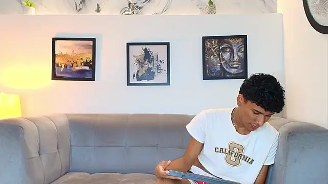 COUPLES_BOYS: απευθείας συνομιλία ΧΧΧ