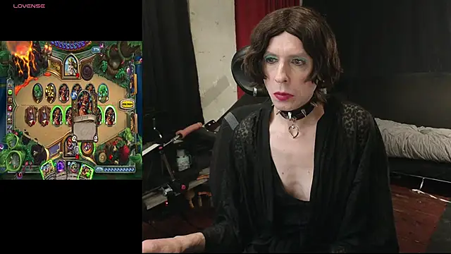 april_show_her's Webcam Show