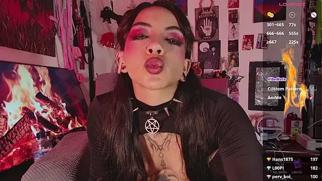 agathaaiko6 Live XXX-chat