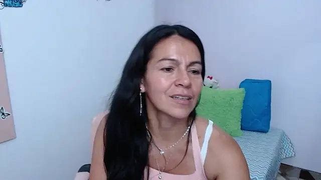 camilavargas_'s Live XXX Chat