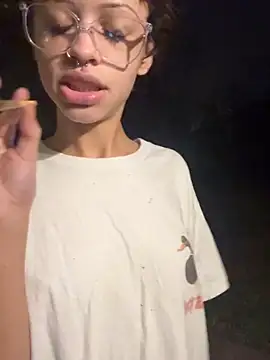 Chat XXX en directo de jojosbizarrelyf