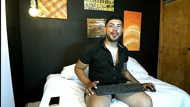 ashwin_koch Adlı Modelin Web Kamerası Şovu