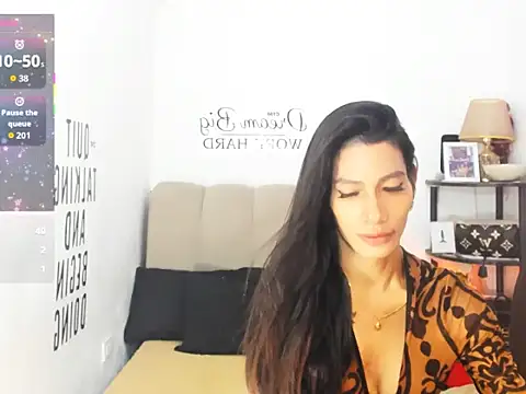 Webkamerová show Trixie_Mattel21