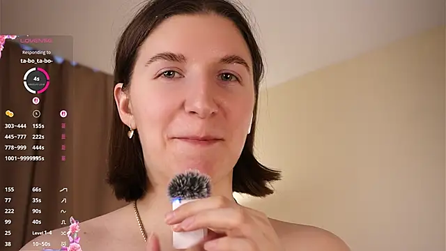 แชท XXX สดของ LuannStockbridge