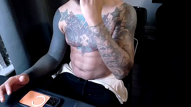 WyattBBC's Live XXX Chat