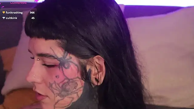 Czat XXX na żywo – FairyFlexxxx