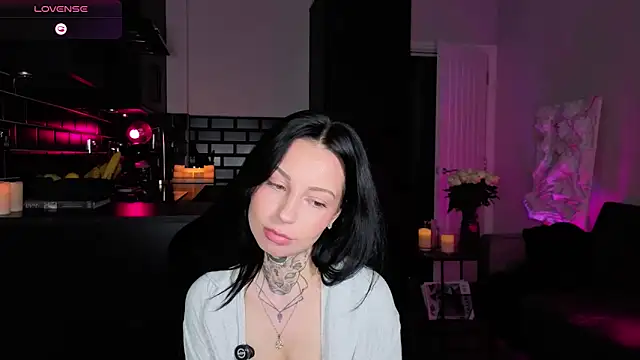 Aaaliceee Adlı Modelin Web Kamerası Şovu