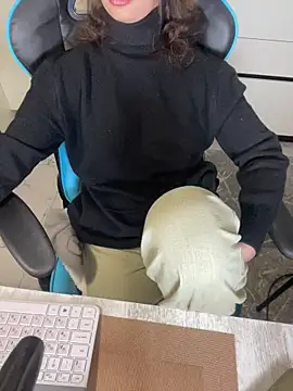 CurlyLara 웹캠 쇼