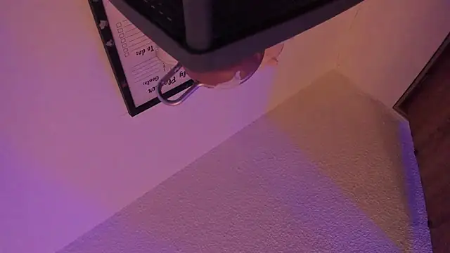 Chatroom XXX en direct de Alessamoth