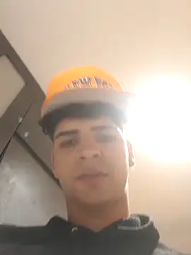 Chat +18 de Alejandro_12314 ao vivo