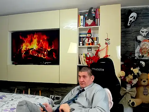 SpartacusDaddy48 Webcam show