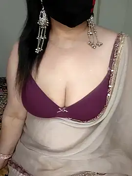 Sakshi-11 Webcam-Show