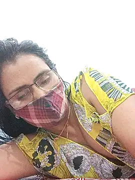 sanjana077 Adlı Modelin Canlı XXX Sohbeti