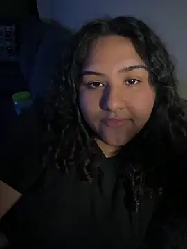 Angeliccreamyrican Chat XXX in diretta