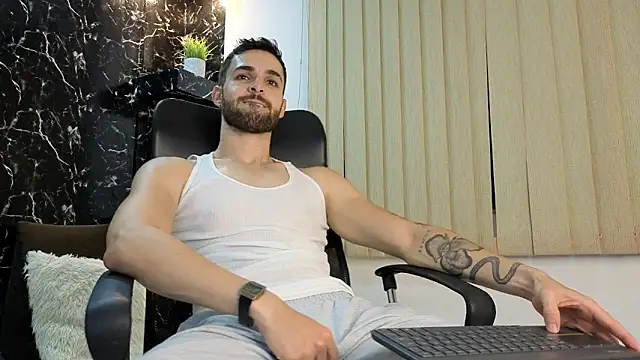 Apolo_lux1's Live XXX Chat