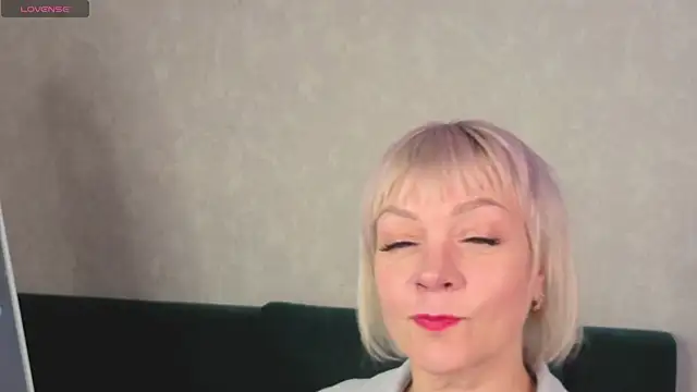 แชท XXX สดของ Ann_Annise