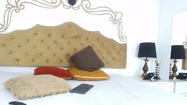 Chatroom XXX en direct de CloeCastillo