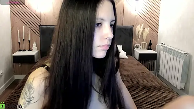 elise_robbie élő XXX-chatje