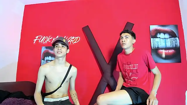 SKYN_MAN's Live XXX Chat