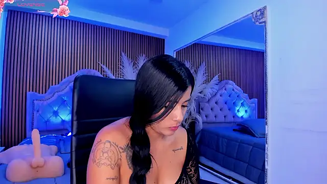 SelenaStonne Live XXX Chat