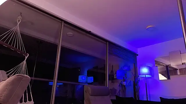 mandi4pole_ Live XXX Chat