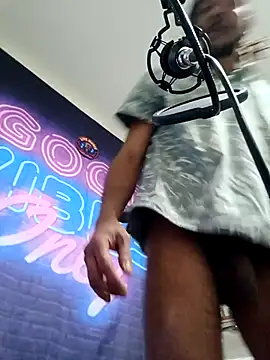 Mikaaa97 live XXX chat