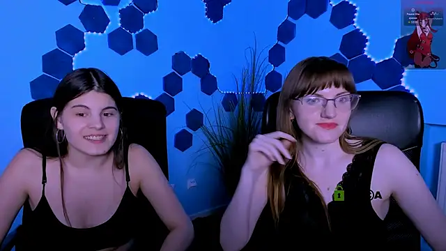 lizzie_boom_'s Live XXX Chat