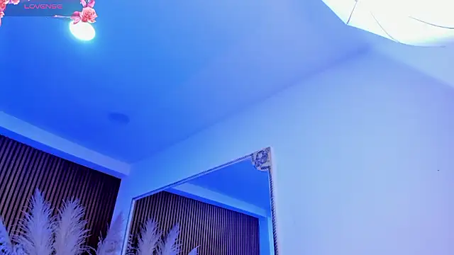 SelenaStonne 现场XXX聊天