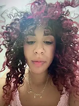 دردشة Woo_isDaphne الجنسية المباشرة