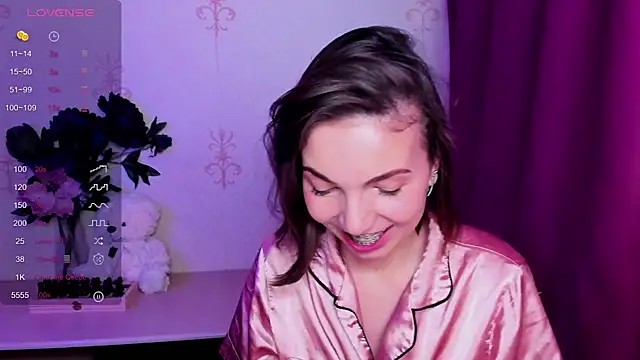 KindHazelHere_ Live XXX Chat