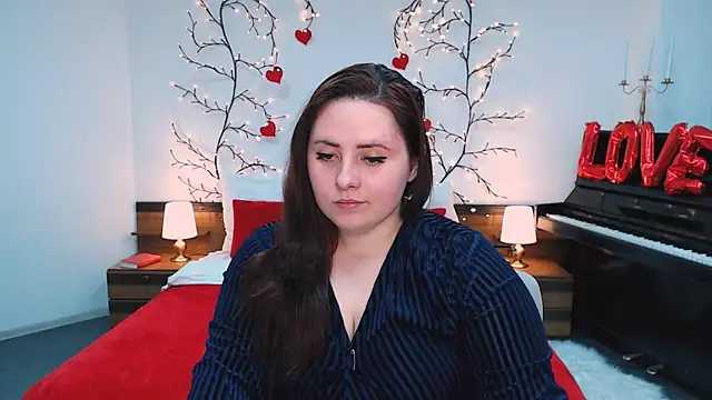 Chat +18 de Hennessy_bunny ao vivo