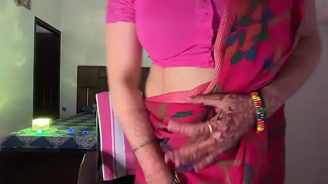 Show modela Kajal_G na web-kameri