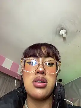 leyla_collinss Chat XXX in diretta