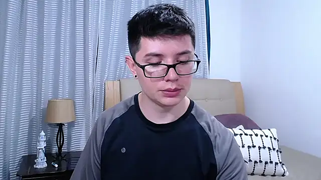 BlackFoXXX69 Webcam Show