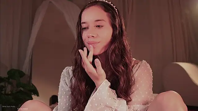 _Avriles_'s Live XXX Chat